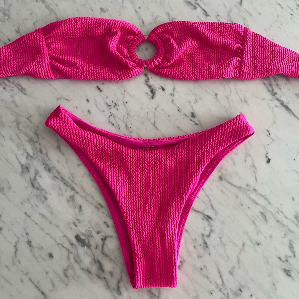 (SET) Monday swim - Costa Rica top & bottom